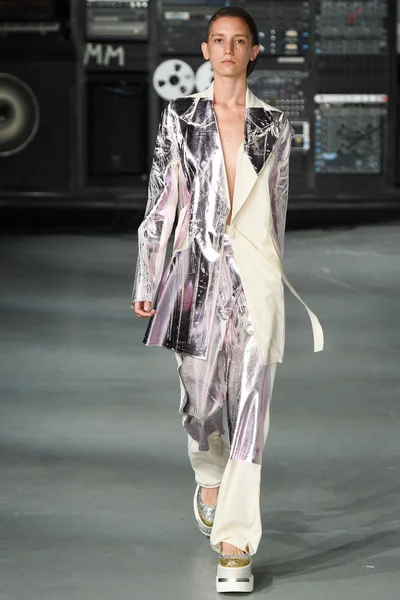 Look 21